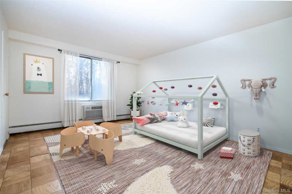 125 Lake Street, Unit #9-B South, White Plains, NY 10604 - Photo 3 of 32