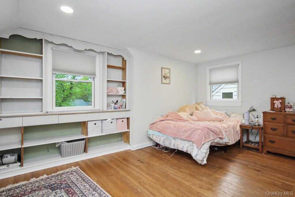 24 Convent Road, Nanuet, NY 10954 - Photo 37 of 50