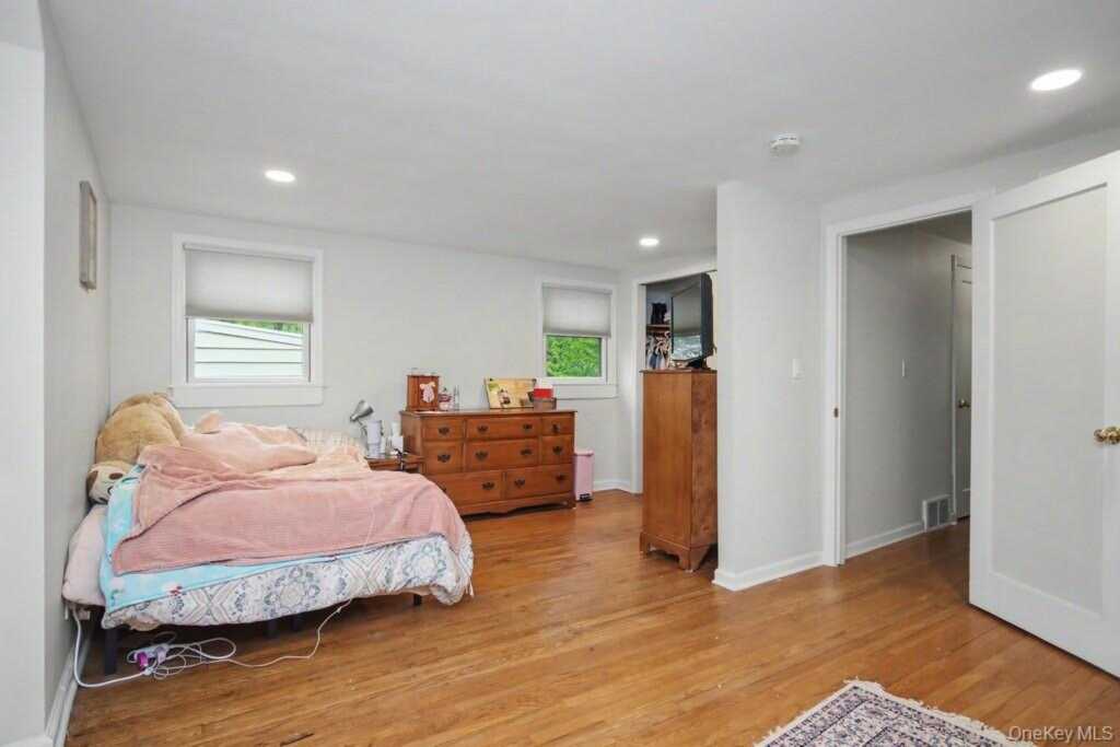 24 Convent Road, Nanuet, NY 10954 - Photo 38 of 50