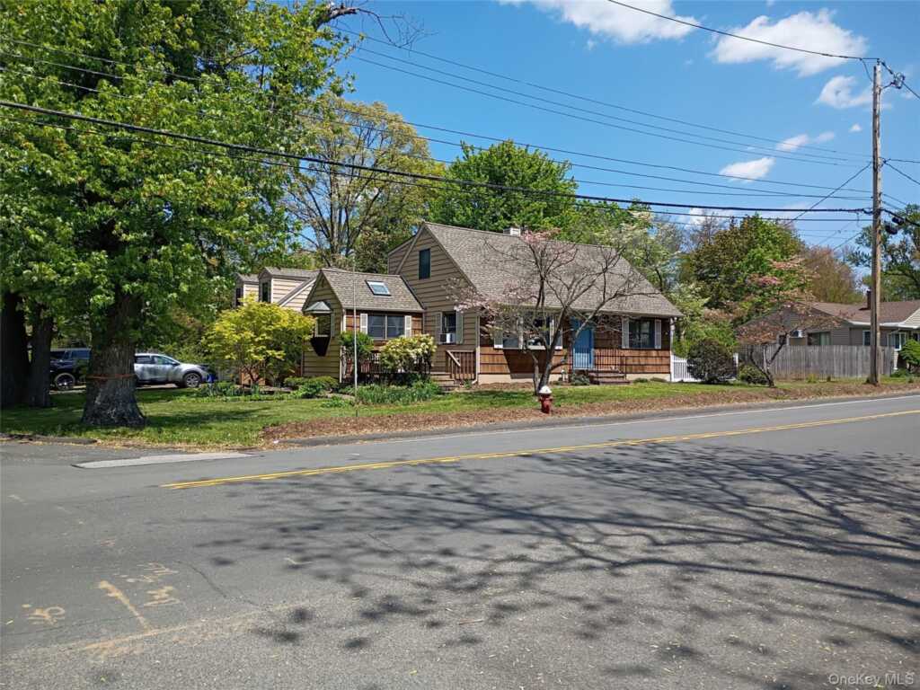 24 Convent Road, Nanuet, NY 10954 - Photo 43 of 50