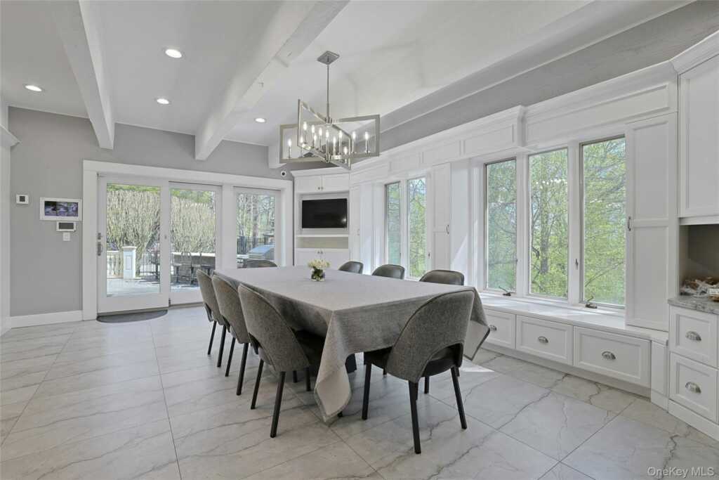 12 Rollingwood Drive, New City, NY 10956 - Photo 14 of 50