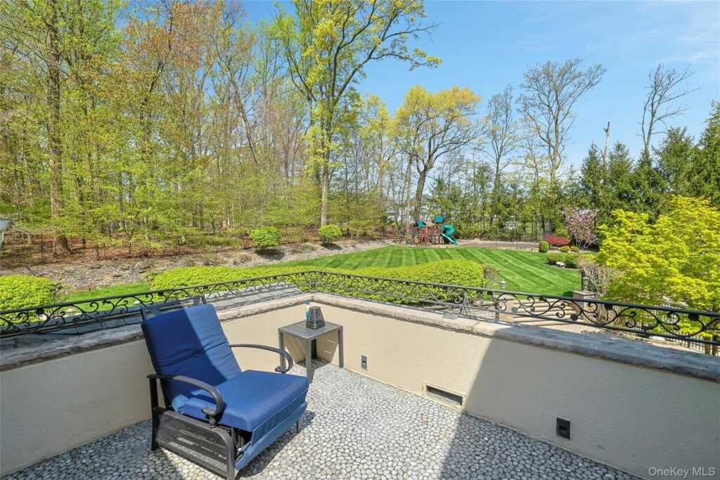 12 Rollingwood Drive, New City, NY 10956 - Photo 22 of 50