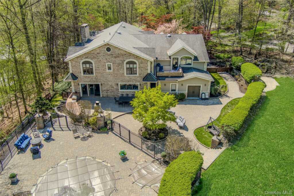 12 Rollingwood Drive, New City, NY 10956 - Photo 40 of 50
