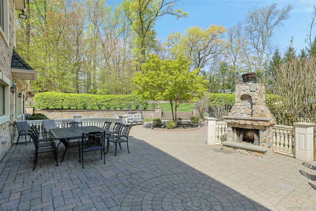 12 Rollingwood Drive, New City, NY 10956 - Photo 42 of 50