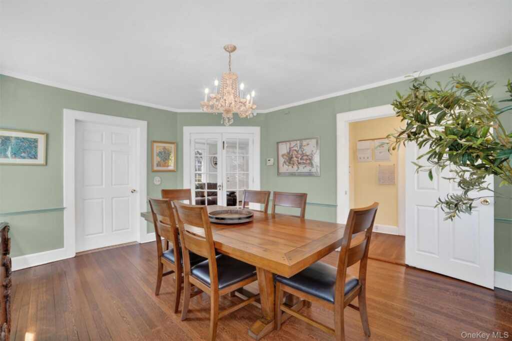 187 Longview Avenue, White Plains, NY 10605 - Photo 17 of 48
