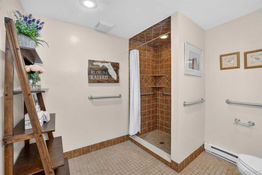 187 Longview Avenue, White Plains, NY 10605 - Photo 21 of 48