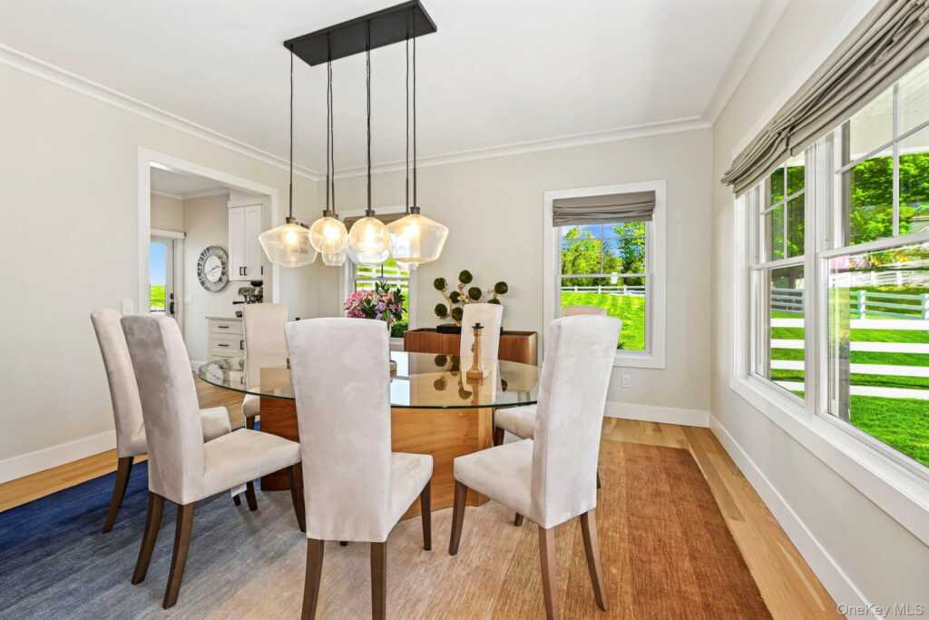 407 Wilmot Road, New Rochelle, NY 10804 - Photo 3 of 50