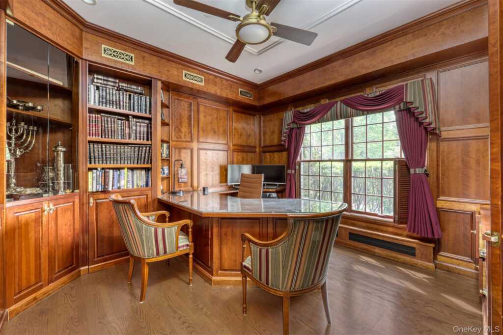4 Birdie Drive, Suffern, NY 10901 - Photo 12 of 39
