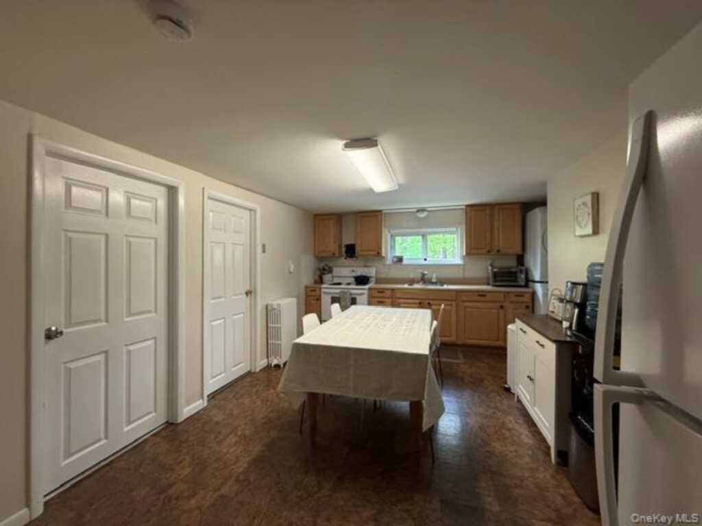 57 E Hall Avenue, Unit #2 FL, New City, NY 10956 - Photo 6 of 20