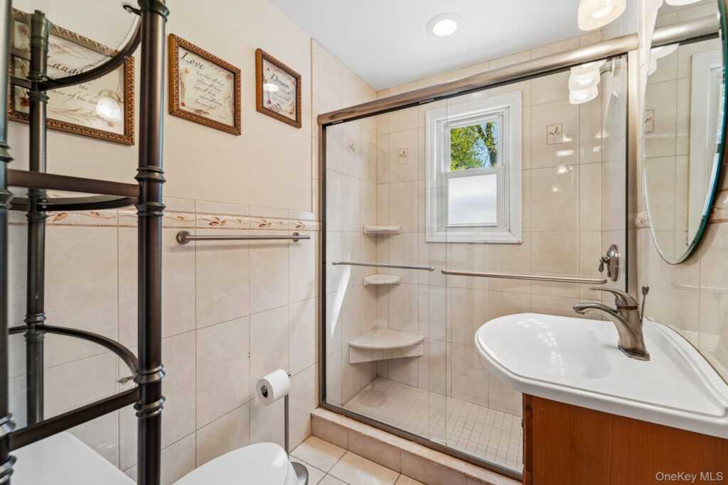 30 Pine Lane, New City, NY 10956 - Photo 18 of 34