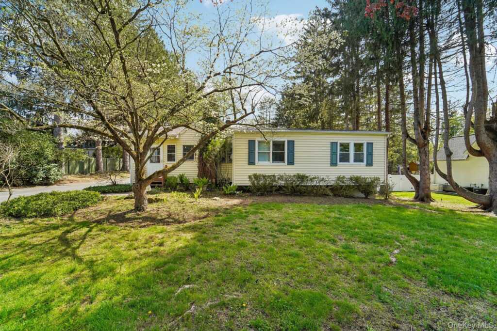 30 Pine Lane, New City, NY 10956 - Photo 3 of 34