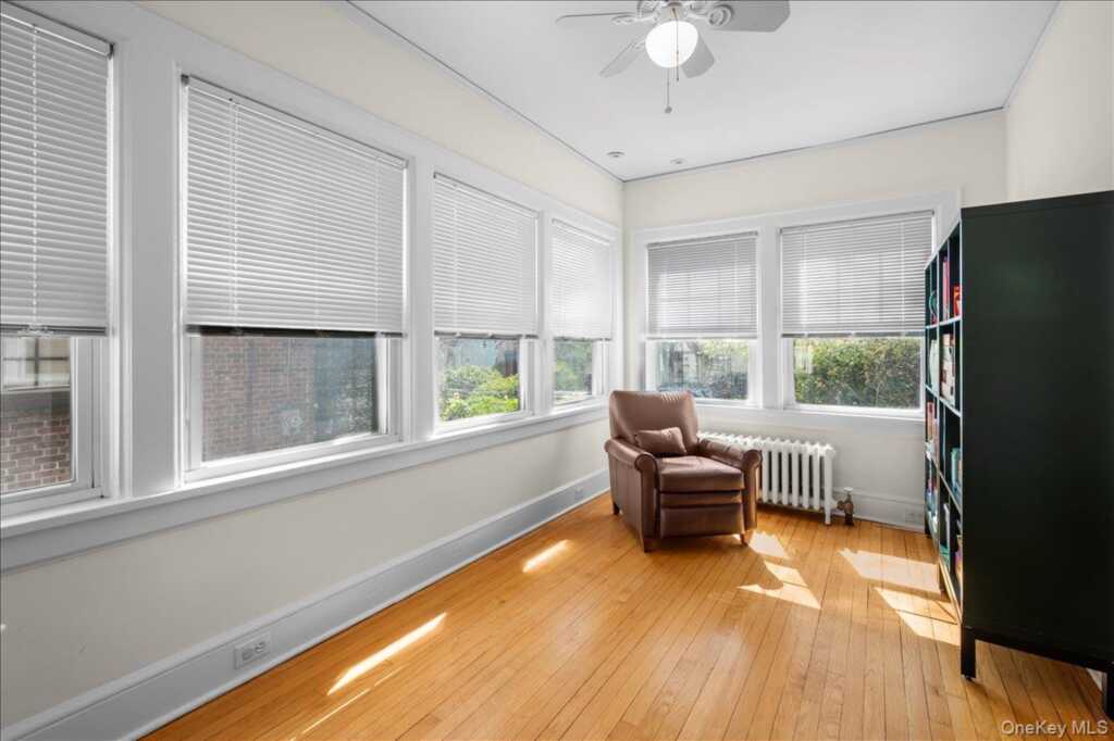 54 Ogden Avenue, White Plains, NY 10605 - Photo 11 of 47