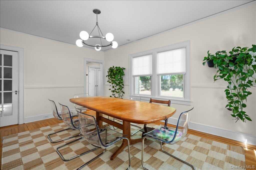 54 Ogden Avenue, White Plains, NY 10605 - Photo 14 of 47