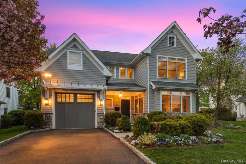 5 Rockridge Road, Rye, NY 10580 - Photo 2 of 46