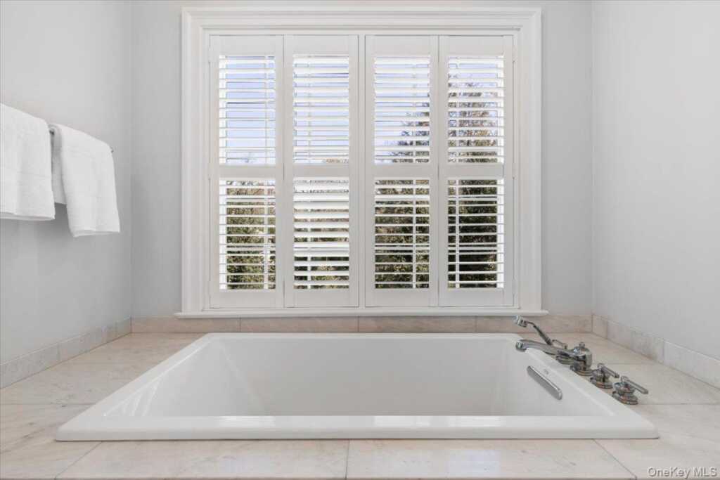5 Rockridge Road, Rye, NY 10580 - Photo 25 of 46