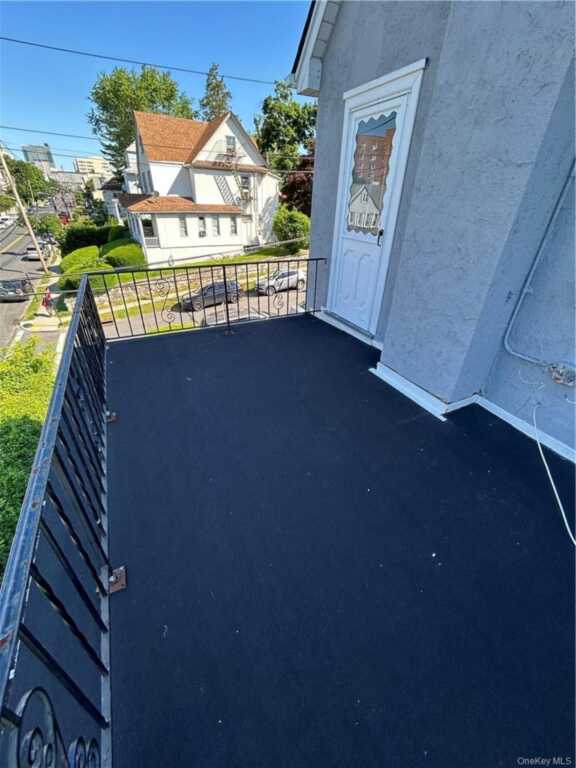 72 Soundview Street, Unit #2, New Rochelle, NY 10805 - Photo 18 of 19