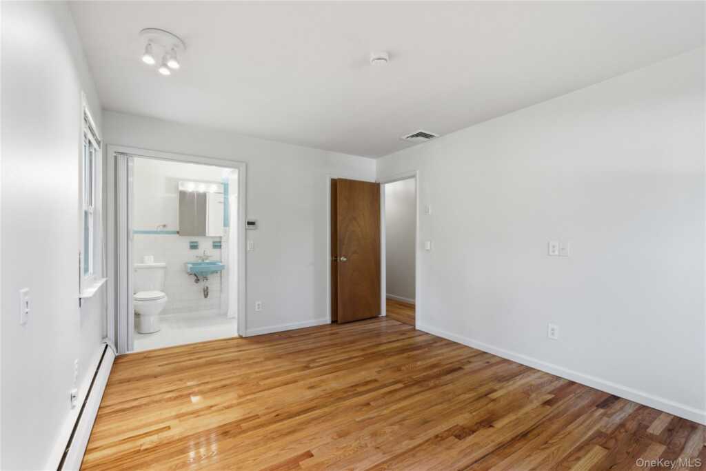 400 S Little Tor Road, New City, NY 10956 - Photo 7 of 18