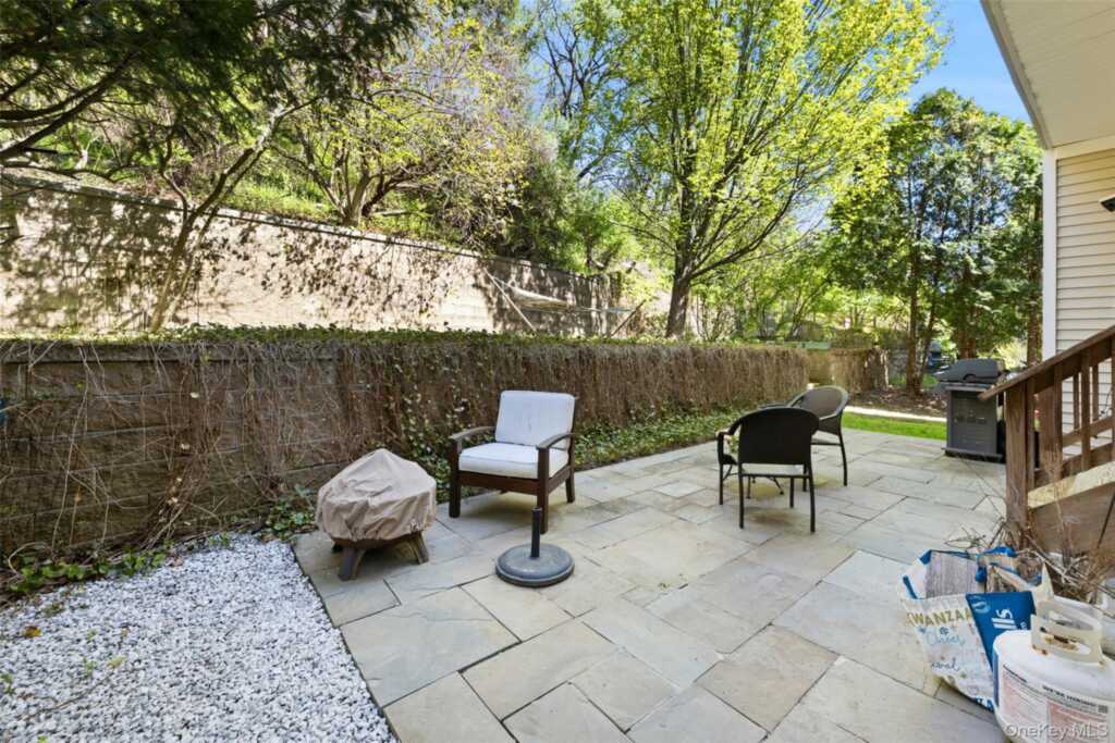 40 Bellefair Road, Rye, NY 10573 - Photo 34 of 45