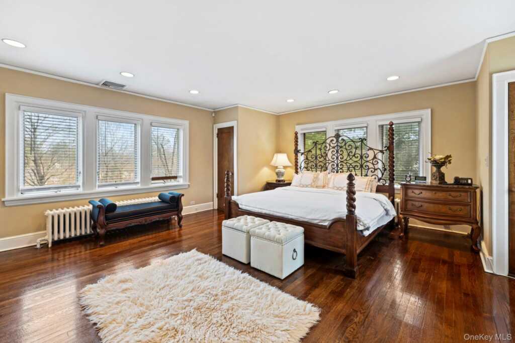 44 Fenimore Road, New Rochelle, NY 10804 - Photo 17 of 46