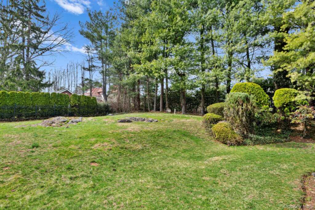 44 Fenimore Road, New Rochelle, NY 10804 - Photo 37 of 46
