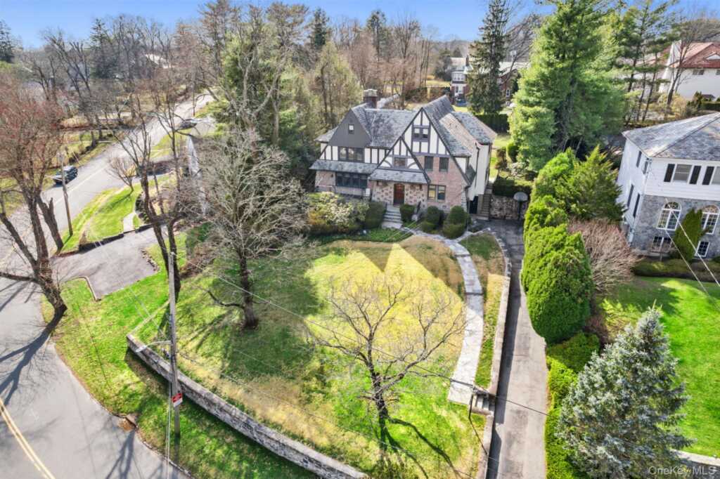 44 Fenimore Road, New Rochelle, NY 10804 - Photo 42 of 46