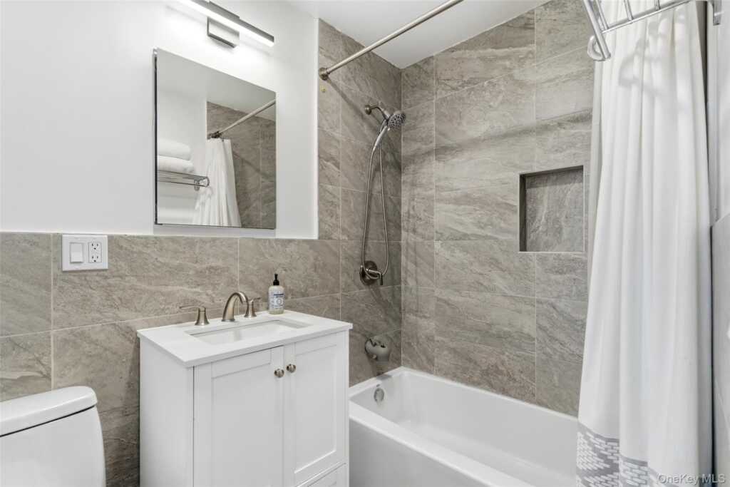 189 Lawn Terrace, Rye, NY 10543 - Photo 14 of 43