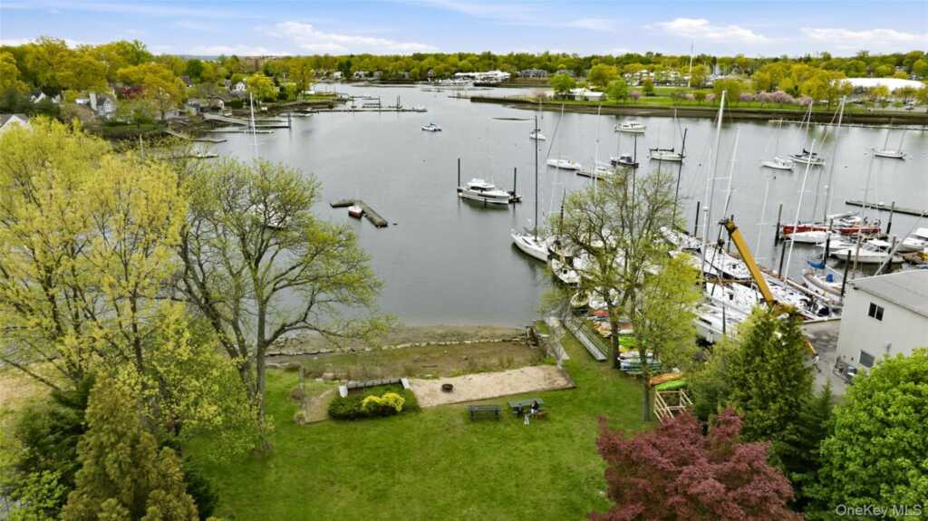 189 Lawn Terrace, Rye, NY 10543 - Photo 35 of 43