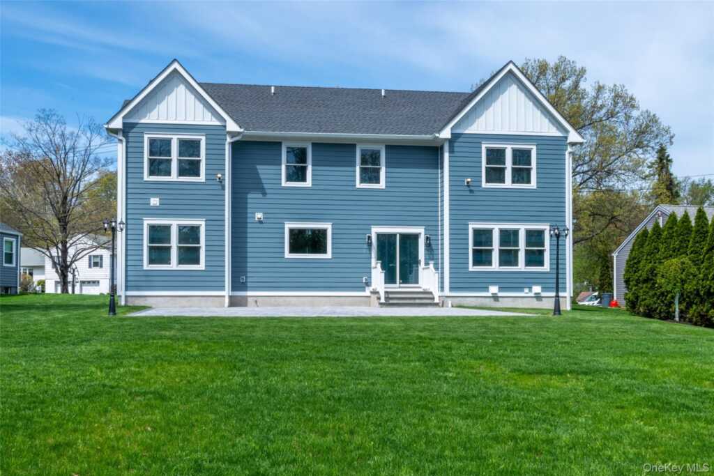 19 Beverly Road, New Rochelle, NY 10804 - Photo 40 of 40
