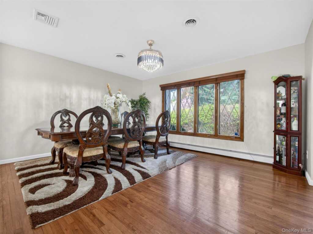 7 Bell Court, Suffern, NY 10901 - Photo 14 of 43