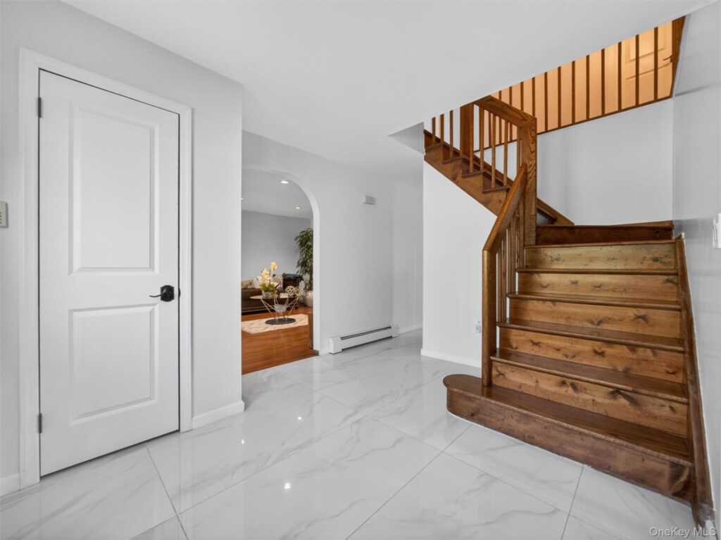7 Bell Court, Suffern, NY 10901 - Photo 25 of 43
