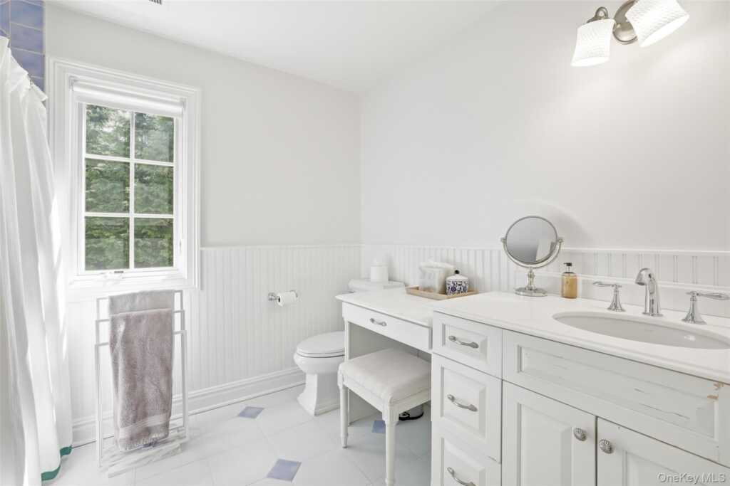 138 Oakland Beach Avenue, Rye, NY 10580 - Photo 14 of 22