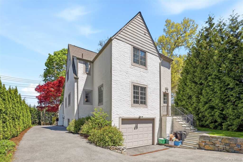 138 Oakland Beach Avenue, Rye, NY 10580 - Photo 18 of 22