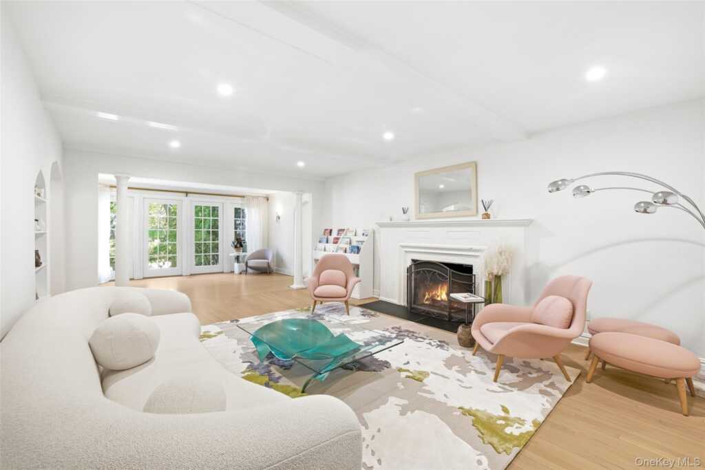 138 Oakland Beach Avenue, Rye, NY 10580 - Photo 2 of 22