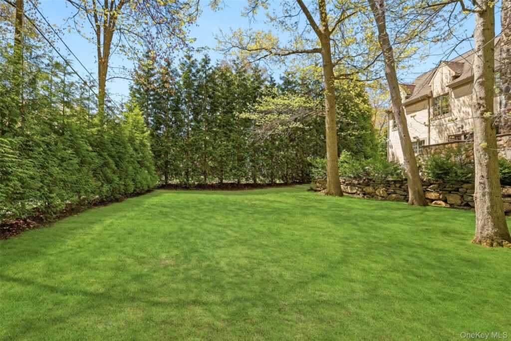 138 Oakland Beach Avenue, Rye, NY 10580 - Photo 20 of 22