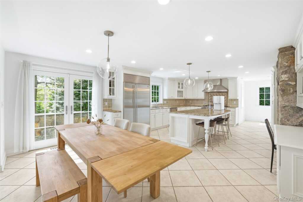 138 Oakland Beach Avenue, Rye, NY 10580 - Photo 5 of 22