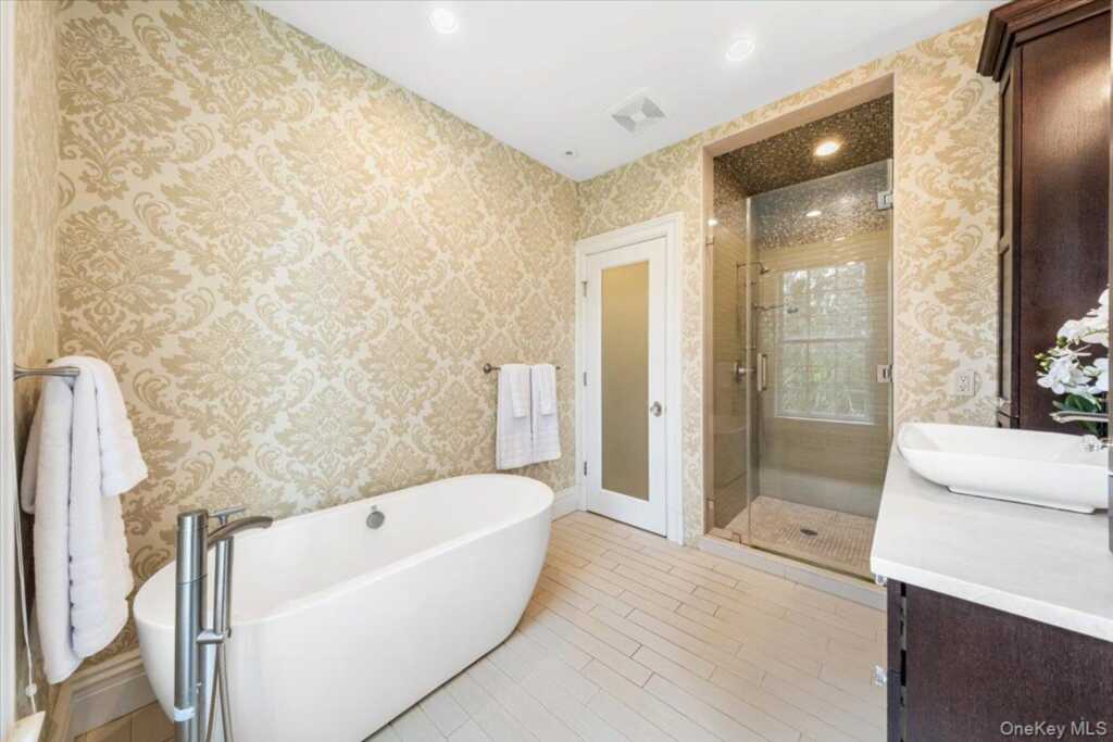 1162 North Avenue, New Rochelle, NY 10804 - Photo 11 of 34
