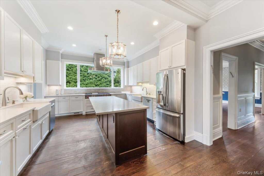 1162 North Avenue, New Rochelle, NY 10804 - Photo 7 of 34
