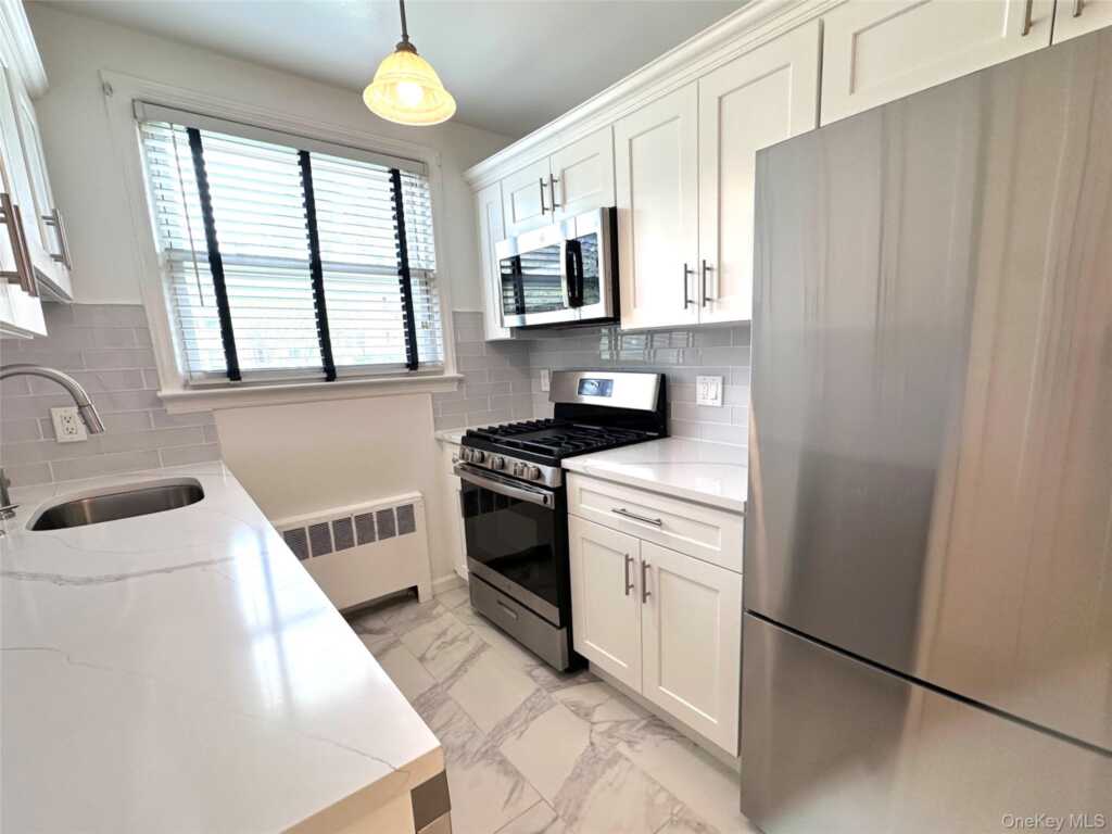 95 North Broadway, Unit #C2-1, White Plains, NY 10603 - Photo 2 of 17