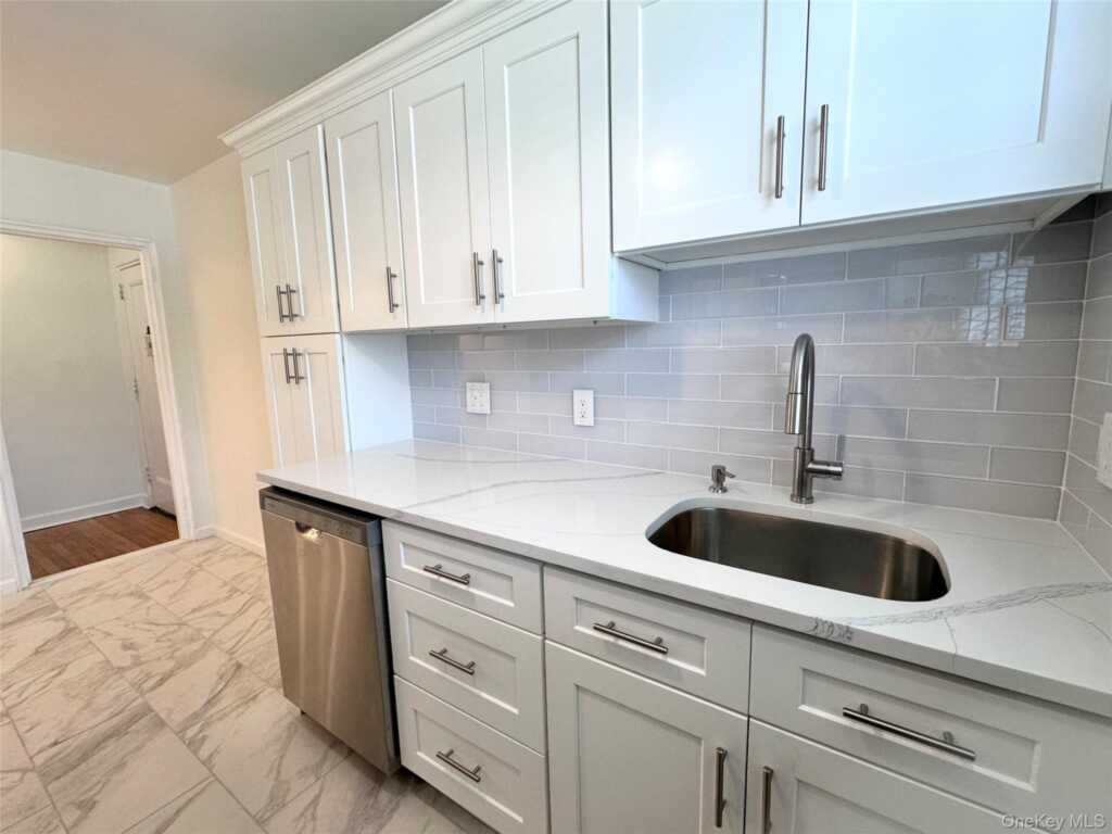 95 North Broadway, Unit #C2-1, White Plains, NY 10603 - Photo 4 of 17
