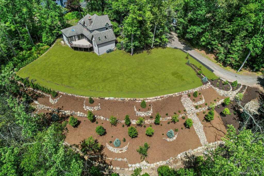 237 South Mountain Road, New City, NY 10956 - Photo 45 of 50