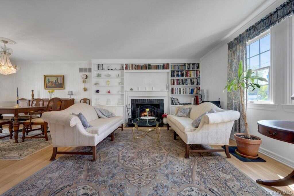 16 Ria Drive, White Plains, NY 10605 - Photo 5 of 29