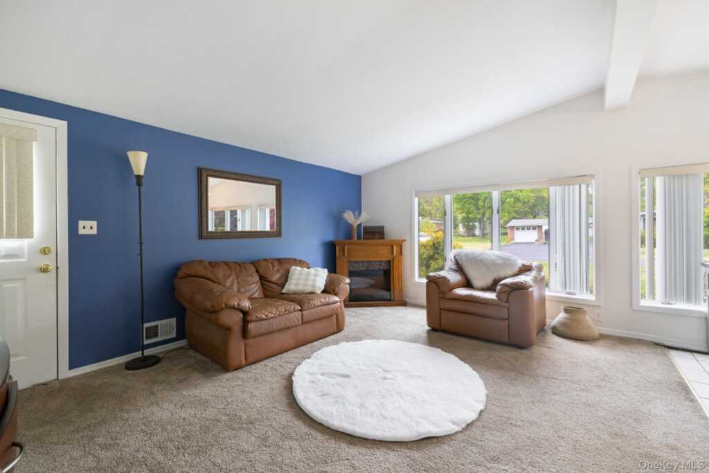 26 Carrie Lane, Nanuet, NY 10954 - Photo 10 of 27