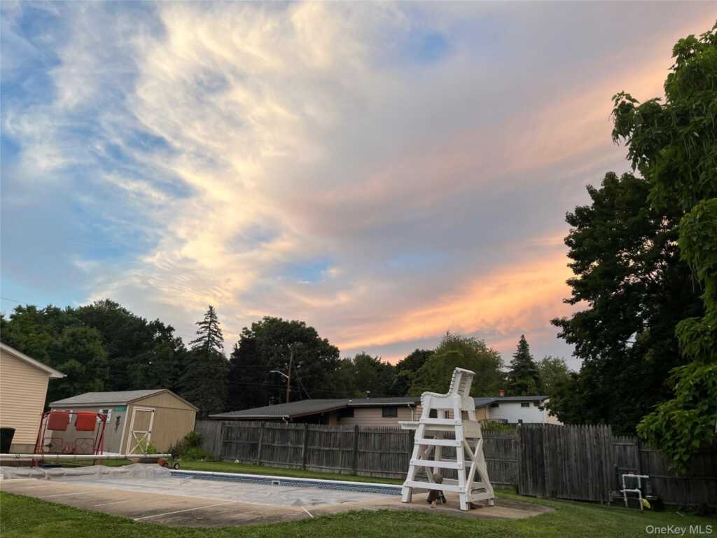 26 Carrie Lane, Nanuet, NY 10954 - Photo 21 of 27