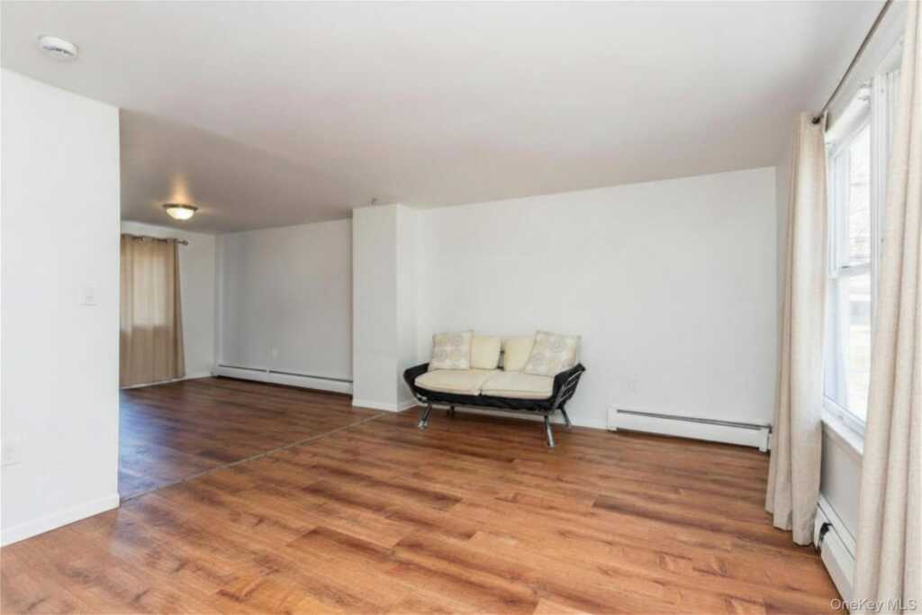 148 Lincoln Avenue, New Rochelle, NY 10801 - Photo 3 of 17