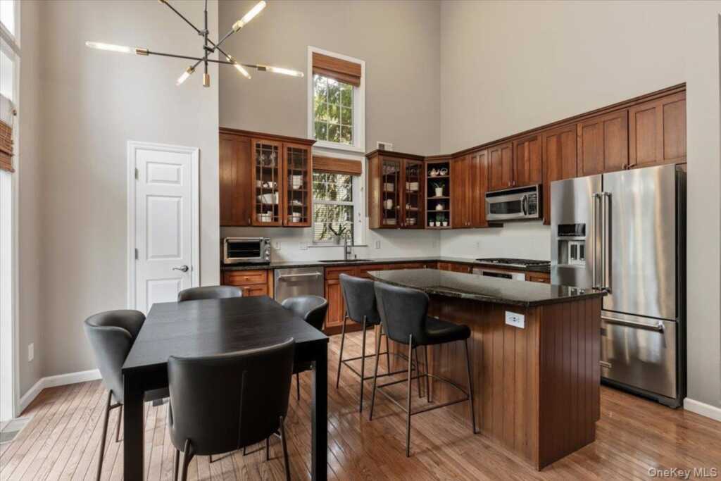 67 Bellefair Road, Rye, NY 10573 - Photo 14 of 45