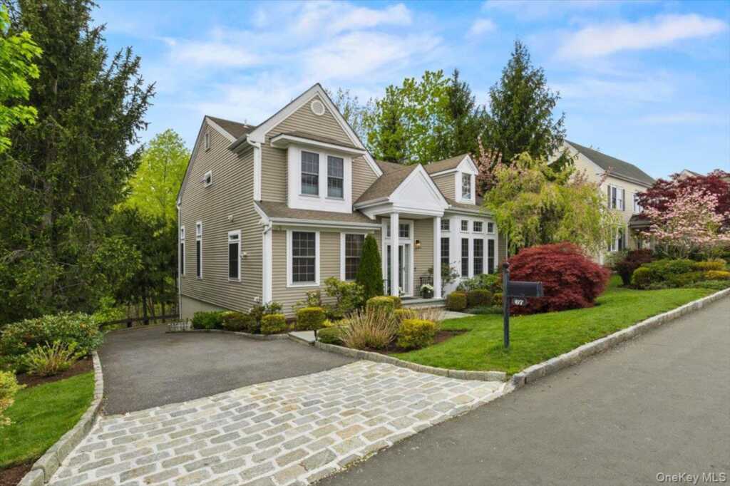 67 Bellefair Road, Rye, NY 10573 - Photo 2 of 45
