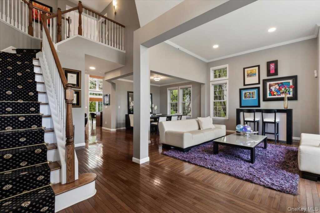 67 Bellefair Road, Rye, NY 10573 - Photo 3 of 45