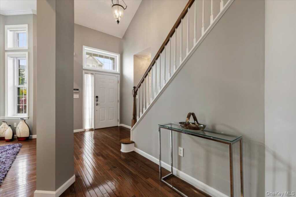 67 Bellefair Road, Rye, NY 10573 - Photo 4 of 45