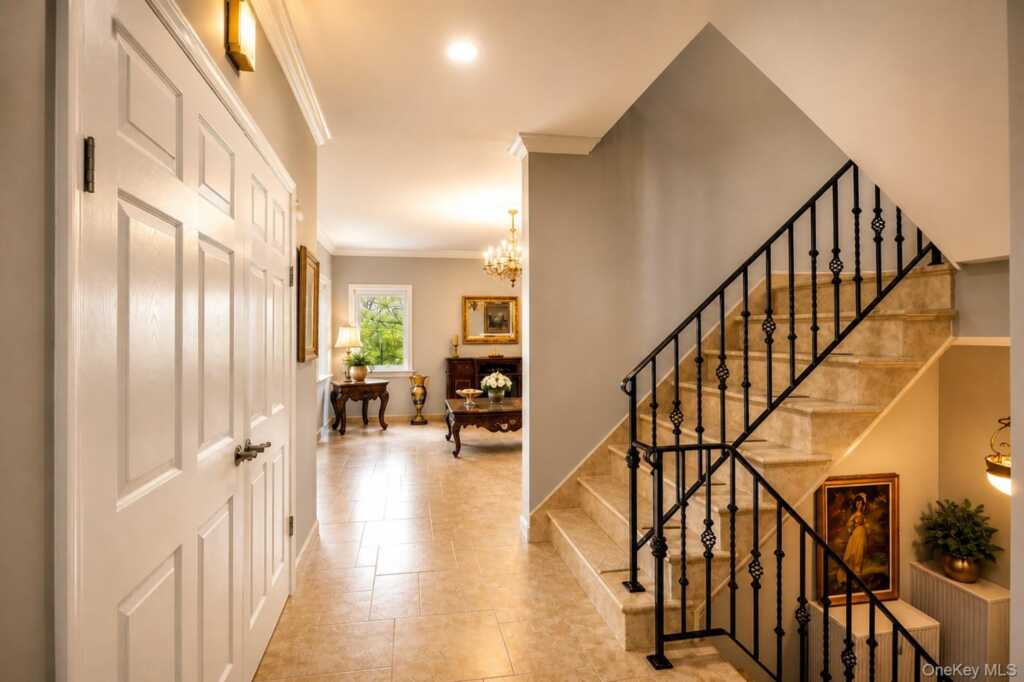 6 Inwood Place, New Rochelle, NY 10801 - Photo 10 of 35