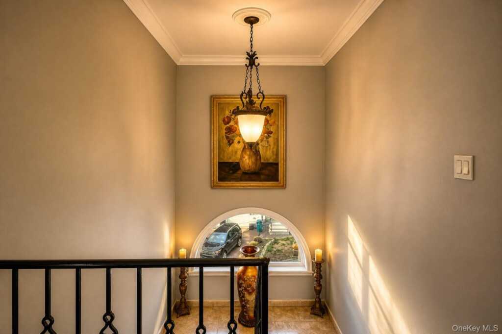 6 Inwood Place, New Rochelle, NY 10801 - Photo 11 of 35